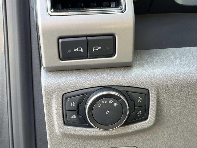 2018 Ford F-150 LARIAT 4WD SuperCrew 5.5' Box