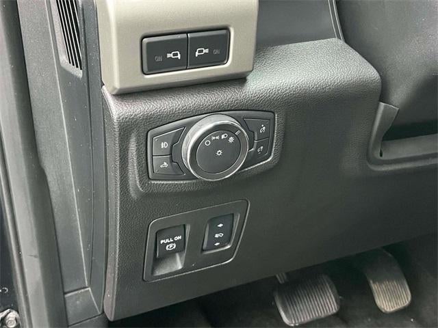 2018 Ford F-150 LARIAT 4WD SuperCrew 5.5' Box