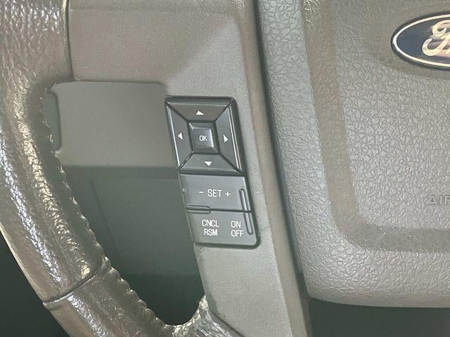 2013 Ford F-150 2WD SuperCrew 5-1/2 Ft Box XLT