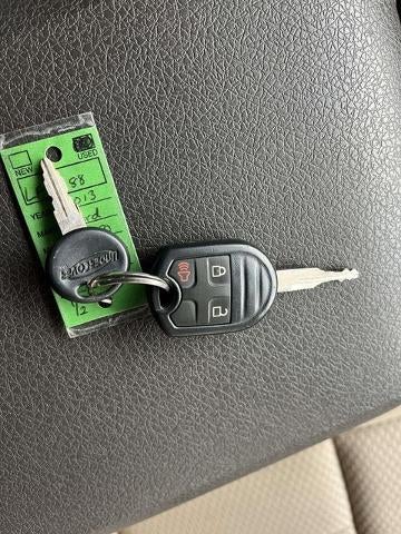 2013 Ford F-150 2WD SuperCrew 5-1/2 Ft Box XLT