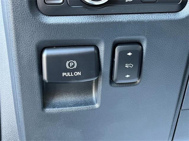 2021 Ford F-150 LARIAT 4WD SuperCrew 5.5' Box