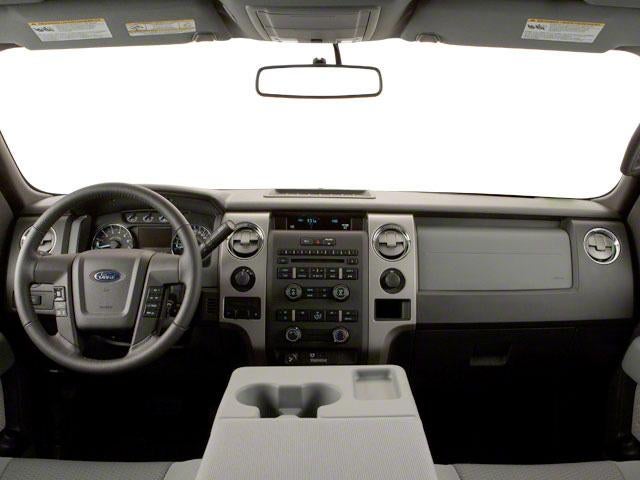 2011 Ford F-150 4WD SuperCrew 5-1/2 Ft Box Platinum