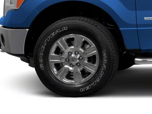 2011 Ford F-150 4WD SuperCrew 5-1/2 Ft Box Platinum