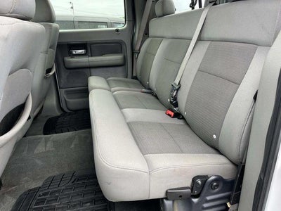 2004 Ford F-150 XLT