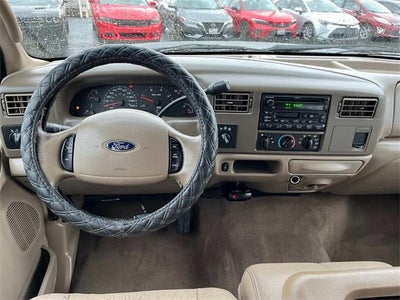 2004 Ford Super Duty F-350 SRW Lariat