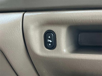 2004 Ford Super Duty F-350 SRW Lariat