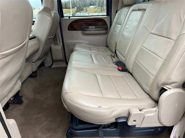 2004 Ford Super Duty F-350 SRW Lariat