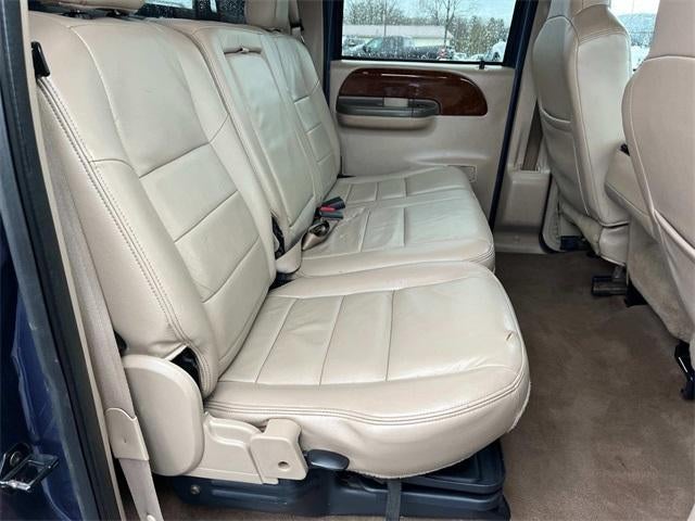 2004 Ford Super Duty F-350 SRW Lariat