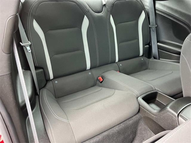 2023 Chevrolet Camaro 2dr Coupe 1LT