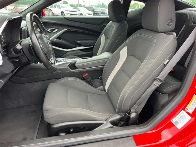 2023 Chevrolet Camaro 2dr Coupe 1LT