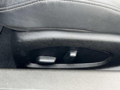 2022 Chevrolet Camaro 2dr Convertible 2LT