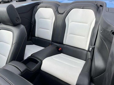 2022 Chevrolet Camaro 2dr Convertible 2LT