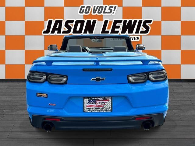 2022 Chevrolet Camaro 2dr Convertible 2LT