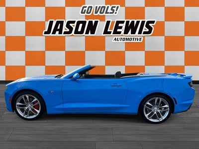 2022 Chevrolet Camaro 2dr Convertible 2LT