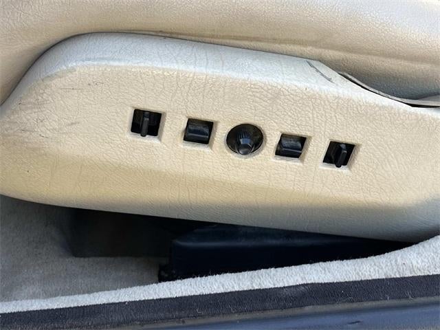 1992 Cadillac Allante' Base