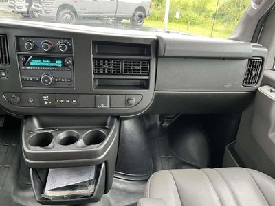 2021 Chevrolet Express Passenger 2500 Regular Wheelbase Rear-Wheel Drive 1LS