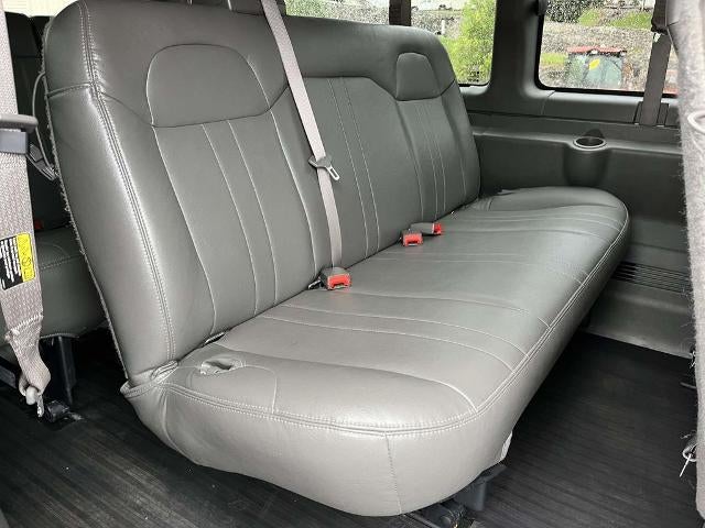 2021 Chevrolet Express Passenger 2500 Regular Wheelbase Rear-Wheel Drive 1LS