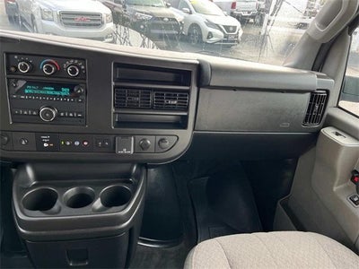 2019 Chevrolet Express Passenger 3500 Regular Wheelbase Rear-Wheel Drive 1LT