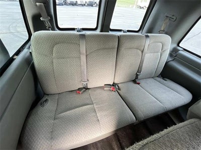 2019 Chevrolet Express Passenger 3500 Regular Wheelbase Rear-Wheel Drive 1LT