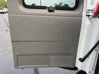 2019 Chevrolet Express Passenger 3500 Regular Wheelbase Rear-Wheel Drive 1LT