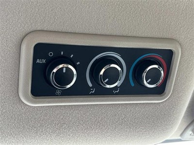 2019 Chevrolet Express Passenger 3500 Regular Wheelbase Rear-Wheel Drive 1LT