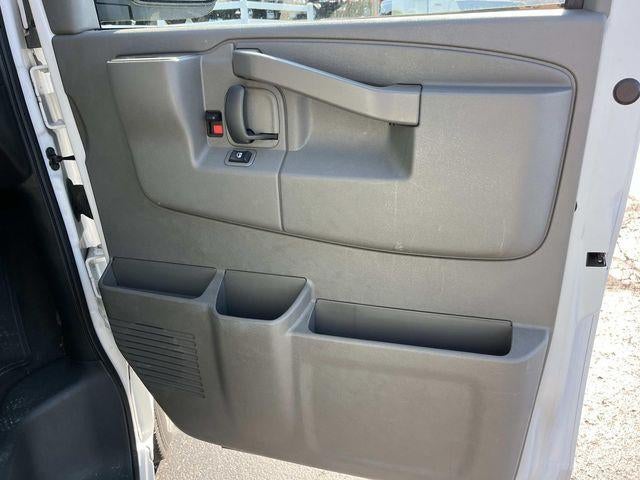 2024 Chevrolet Express Passenger 3500 Extended Wheelbase Rear-Wheel Drive 1LT