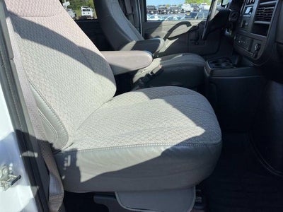 2024 Chevrolet Express Passenger 3500 Extended Wheelbase Rear-Wheel Drive 1LT