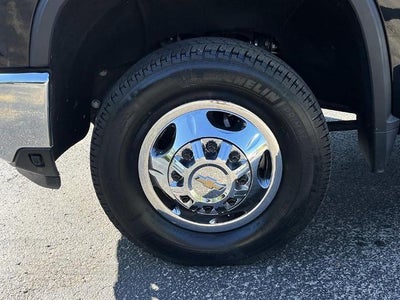 2025 Chevrolet Silverado 3500 HD Crew Cab Long Box 4-Wheel Drive LT