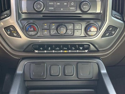 2019 Chevrolet Silverado 2500 HD Crew Cab Standard Box 4-Wheel Drive LTZ