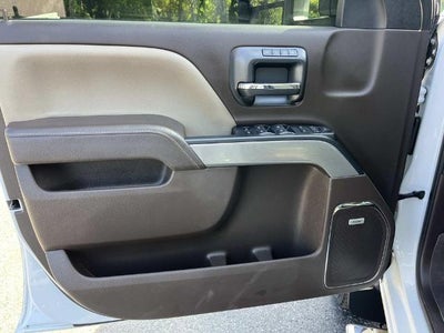 2019 Chevrolet Silverado 2500 HD Crew Cab Standard Box 4-Wheel Drive LTZ