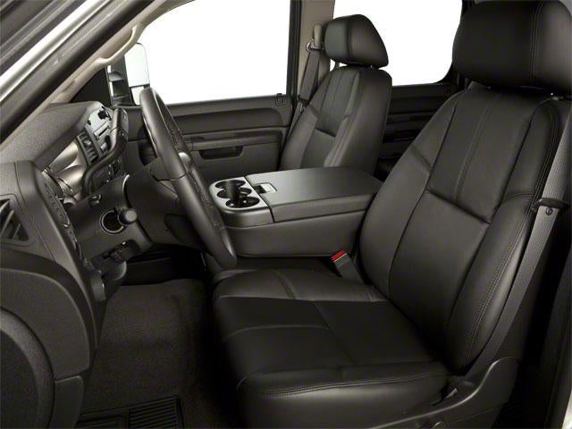 2013 Chevrolet Silverado 3500 HD Crew Cab Long Box 4-Wheel Drive LTZ