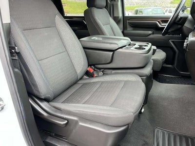 2025 Chevrolet Silverado 3500 HD Crew Cab Long Box 4-Wheel Drive LT