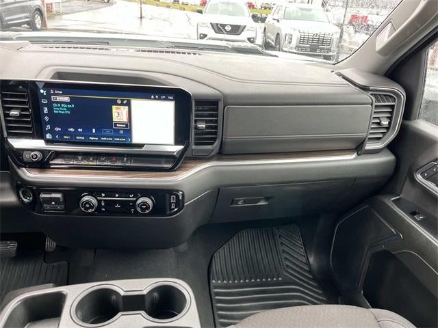 2024 Chevrolet Silverado 3500 HD Crew Cab Long Box 4-Wheel Drive LT