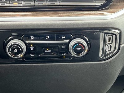 2024 Chevrolet Silverado 3500 HD Crew Cab Long Box 4-Wheel Drive LT