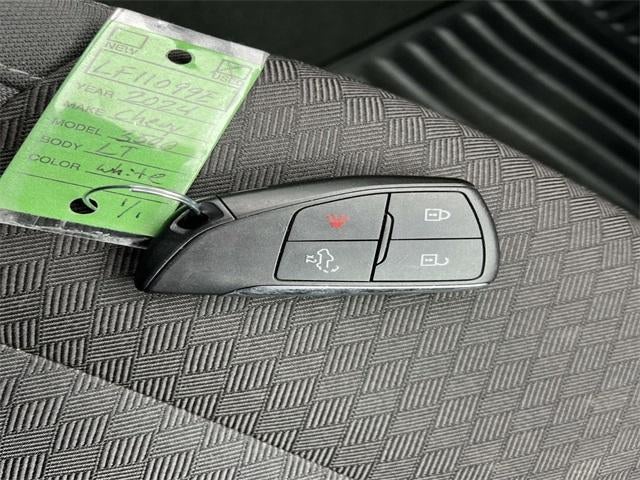 2024 Chevrolet Silverado 3500 HD Crew Cab Long Box 4-Wheel Drive LT