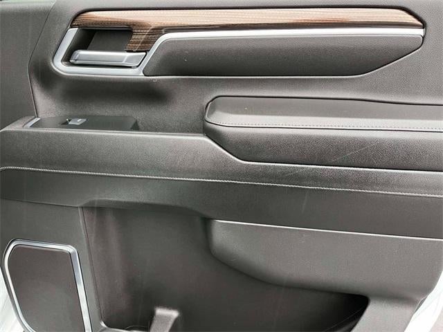 2024 Chevrolet Silverado 3500 HD Crew Cab Long Box 4-Wheel Drive LT