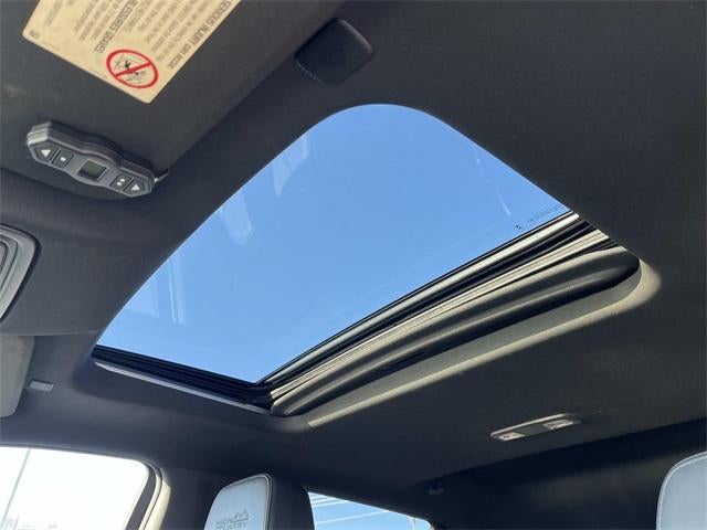 2021 Chevrolet Silverado 3500 HD Crew Cab Long Box 4-Wheel Drive High Country