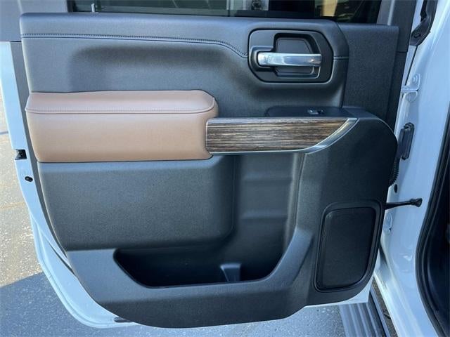 2022 Chevrolet Silverado 3500 HD Crew Cab Long Box 4-Wheel Drive High Country