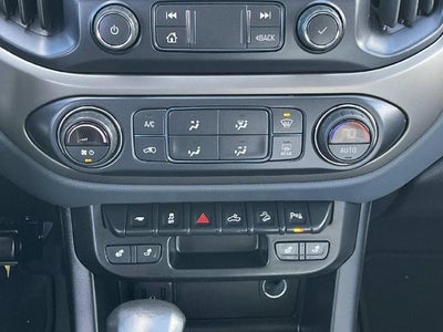2022 Chevrolet Colorado Crew Cab Short Box 4-Wheel Drive Z71