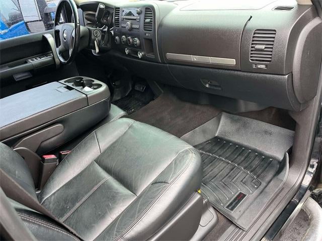 2007 Chevrolet Silverado 2500 HD 4WD Crew Cab Standard Box LT w/1LT