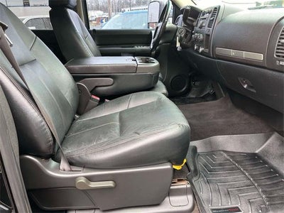 2007 Chevrolet Silverado 2500 HD 4WD Crew Cab Standard Box LT w/1LT