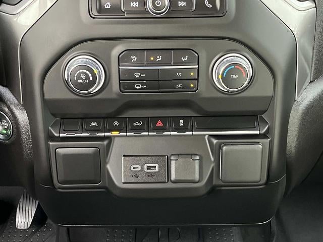 2025 Chevrolet Silverado 1500 Crew Cab Standard Box 4-Wheel Drive Custom