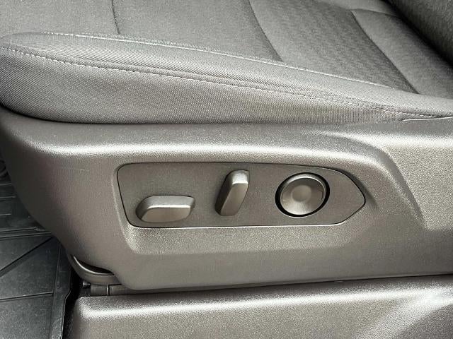 2025 Chevrolet Silverado 1500 Crew Cab Standard Box 4-Wheel Drive Custom