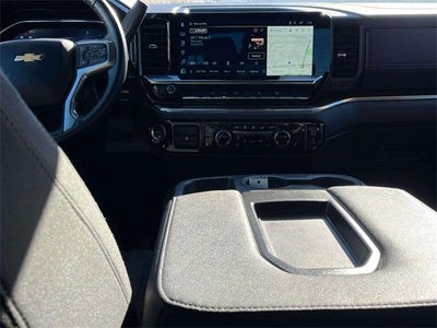 2025 Chevrolet Silverado 1500 Crew Cab Short Box 4-Wheel Drive LT 1LT