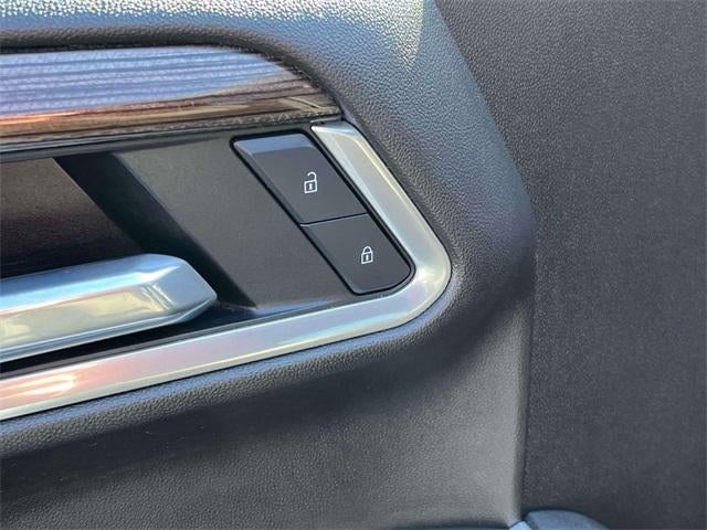 2025 Chevrolet Silverado 1500 Crew Cab Short Box 4-Wheel Drive LT 1LT