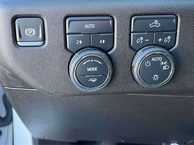 2025 Chevrolet Silverado 1500 Crew Cab Short Box 4-Wheel Drive LT 1LT