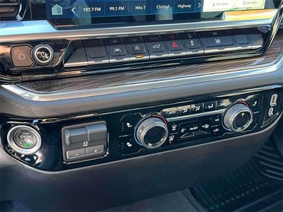 2025 Chevrolet Silverado 1500 Crew Cab Short Box 4-Wheel Drive LT 1LT