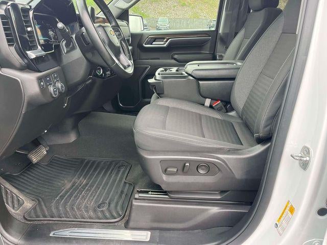 2025 Chevrolet Silverado 1500 Crew Cab Short Box 4-Wheel Drive LT 1LT