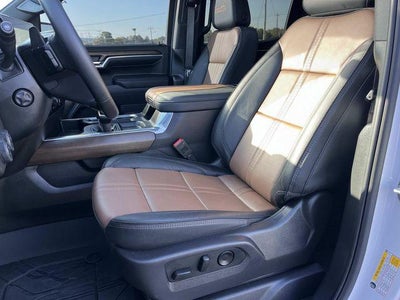 2025 Chevrolet Silverado 1500 Crew Cab Short Box 4-Wheel Drive High Country