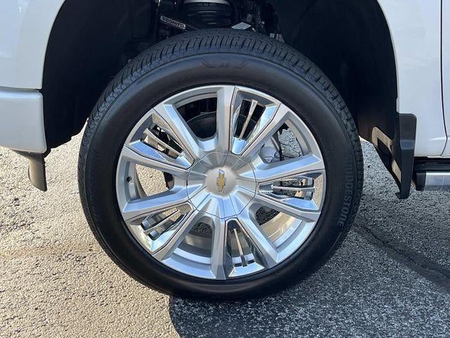 2025 Chevrolet Silverado 1500 Crew Cab Short Box 4-Wheel Drive High Country